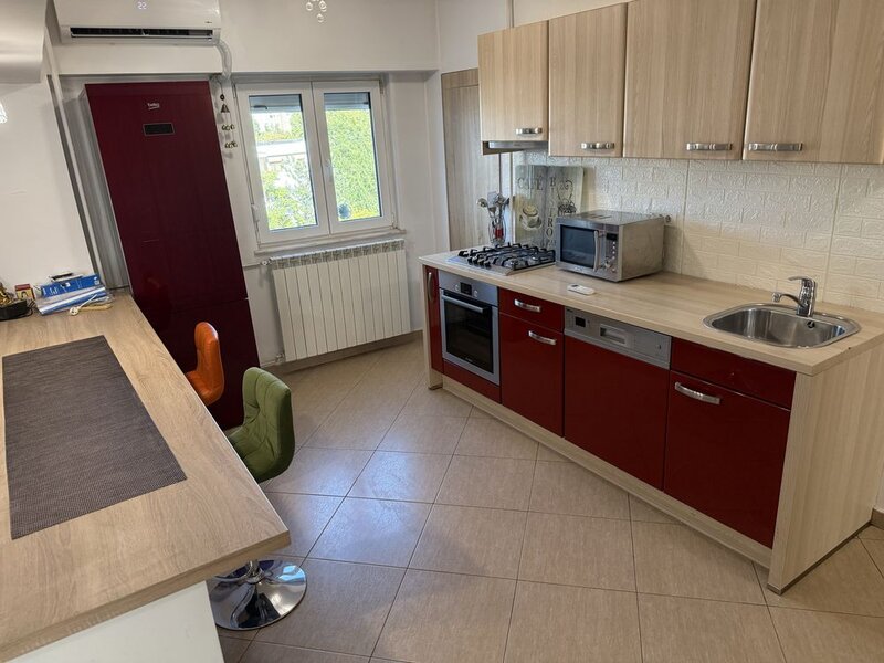 Rond Alaba Iulia, apartament 3 camere 79 mp.